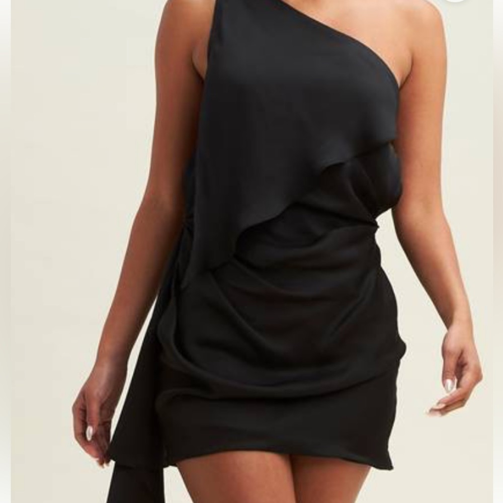 Iconic Mini Black Dress - Picture 4 of 6